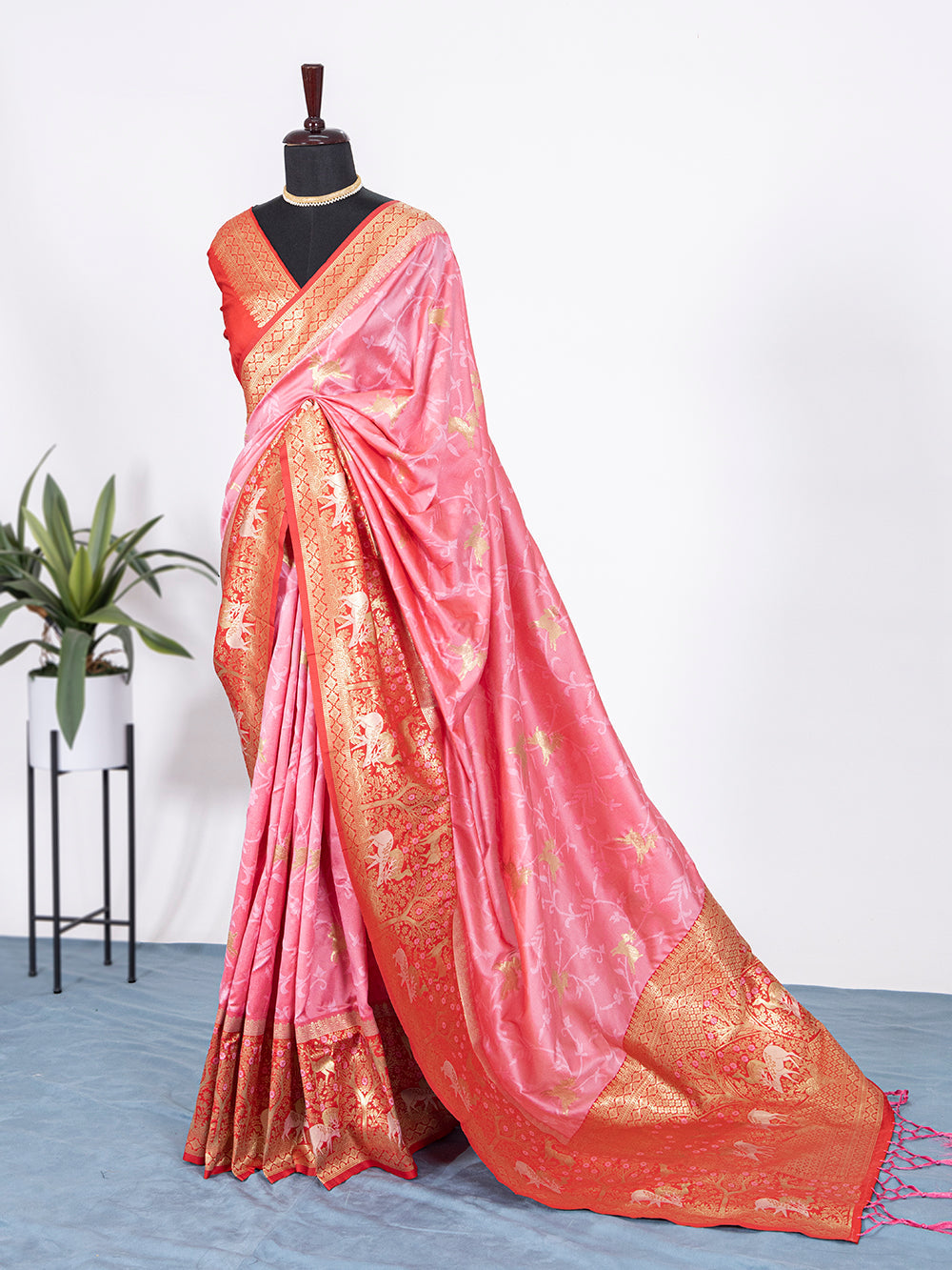 Light Pink Color Weaving Zari Work Jacquard Silk Saree