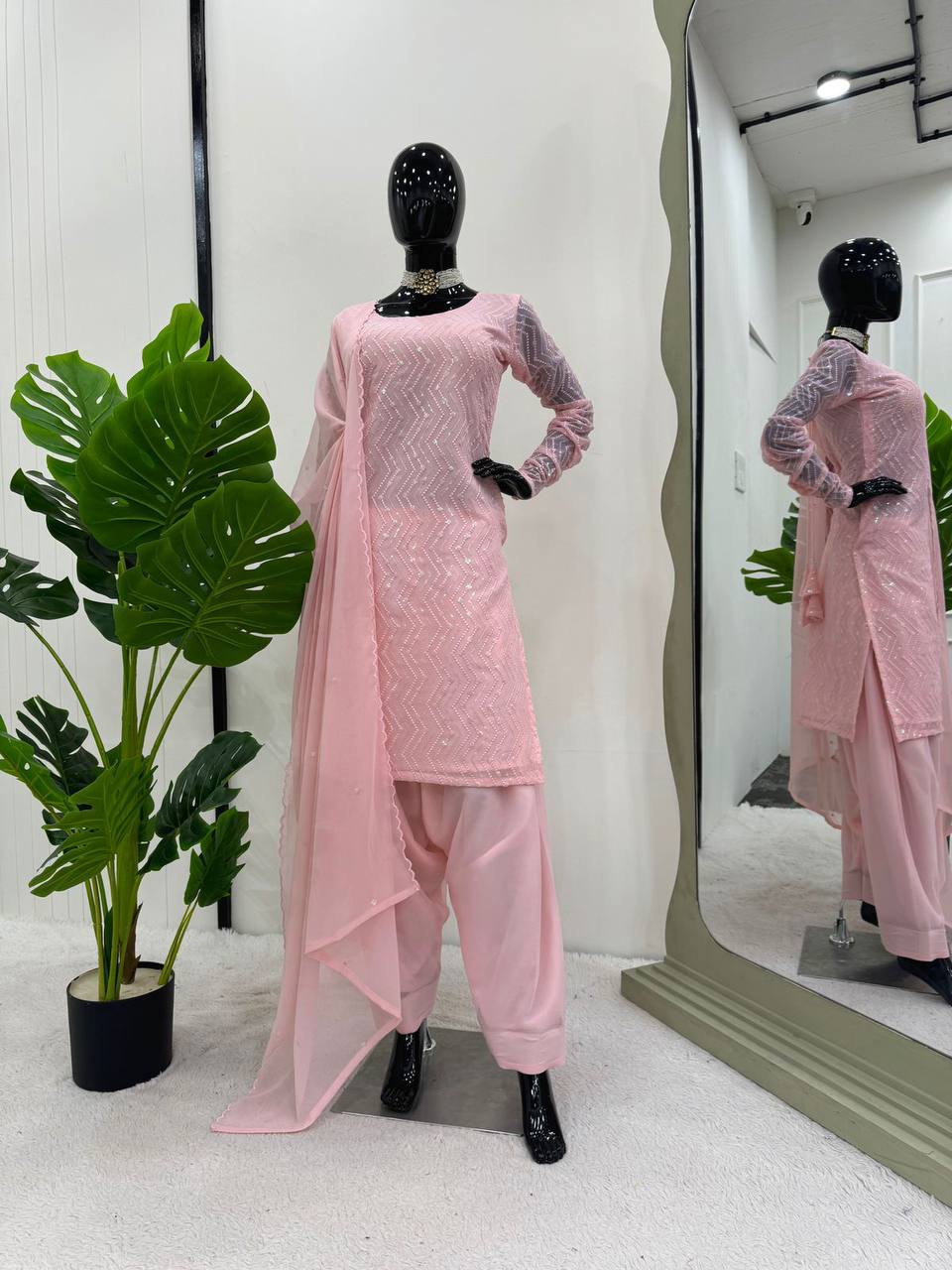 Light Pink Elegant Faux Georgette Embroidered Suit Set
