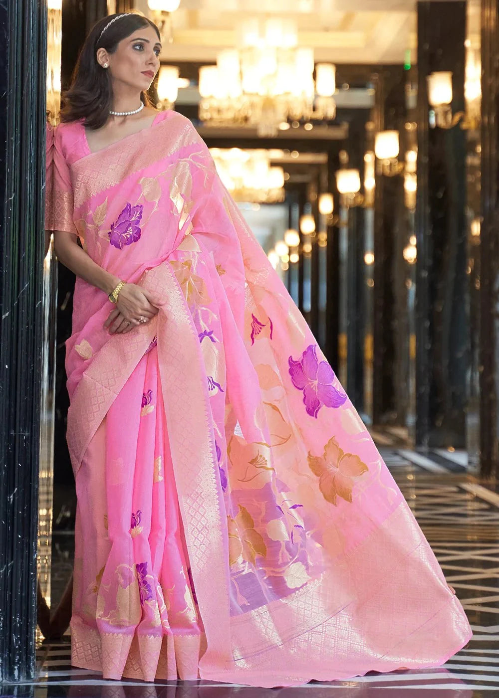 Light Pink Elegant Linen Saree with Floral Printed Weaving Work