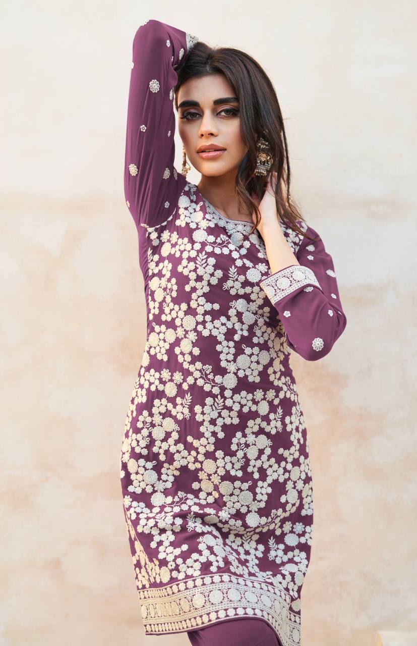 Light Purple Exquisite Faux Georgette Embroidered Salwar Suit