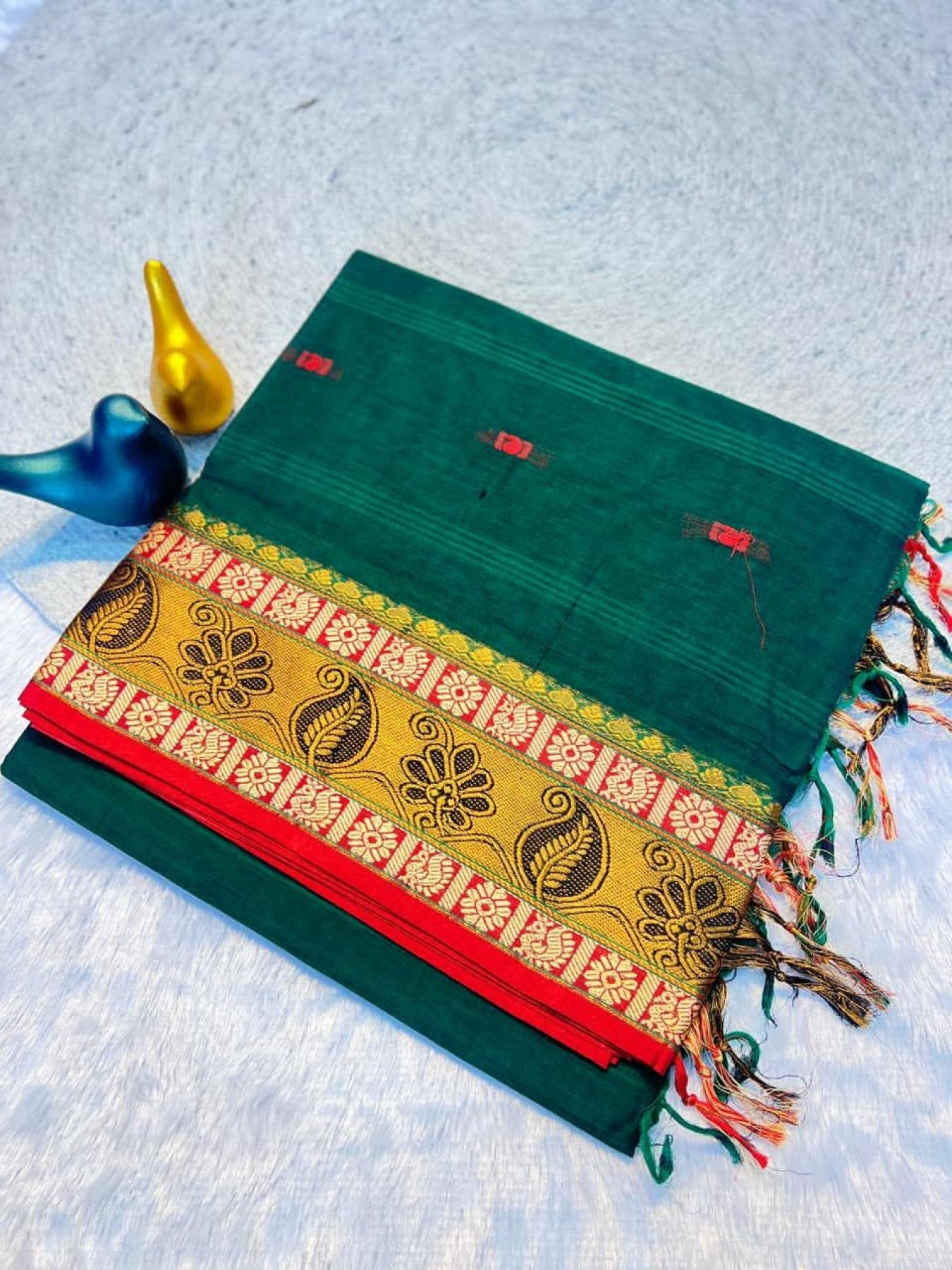 Lightweight 100% Pure Cotton Silk Soft Saree For Traditional Wear