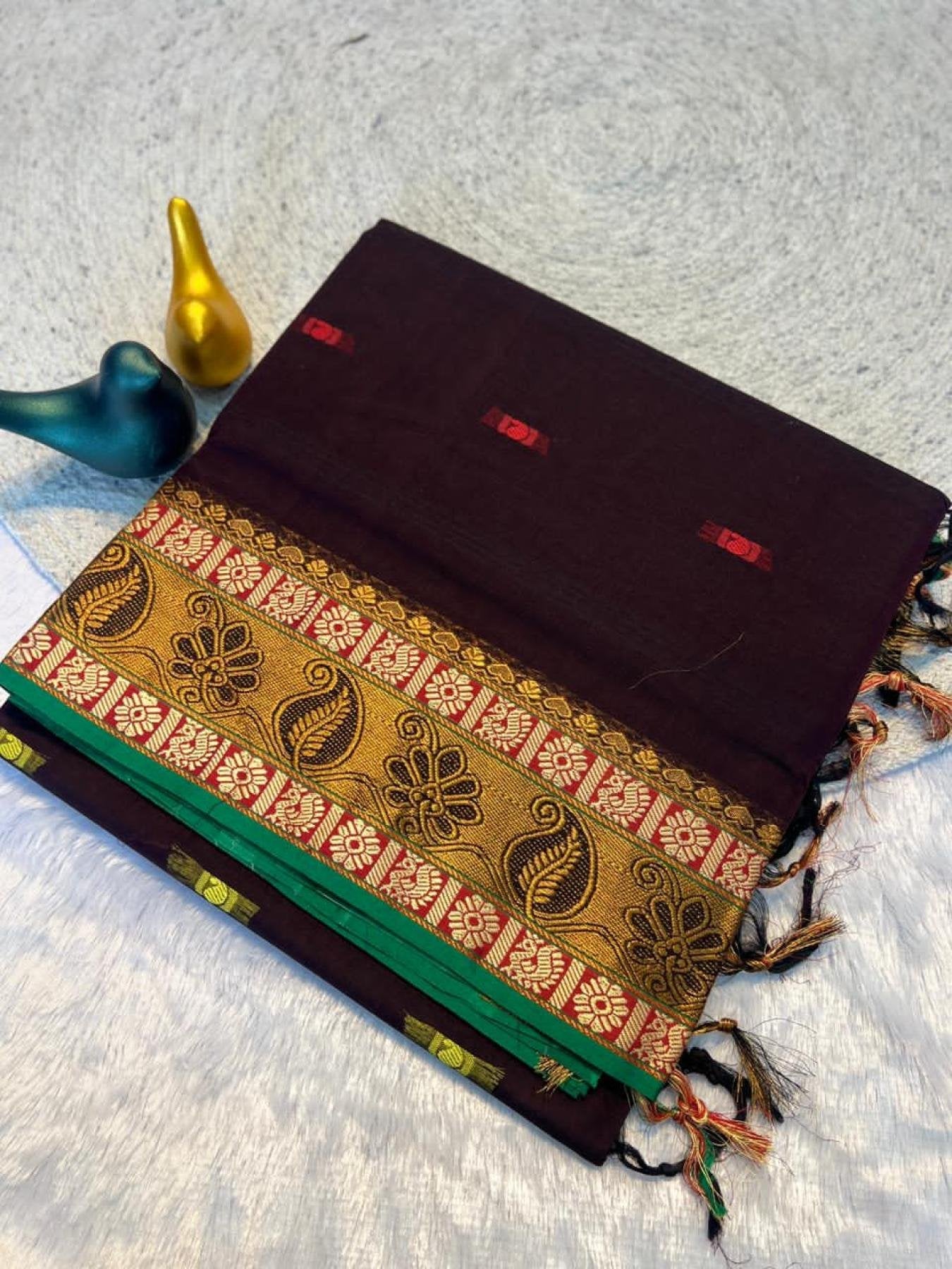 Lightweight 100% Pure Cotton Silk Soft Saree For Traditional Wear