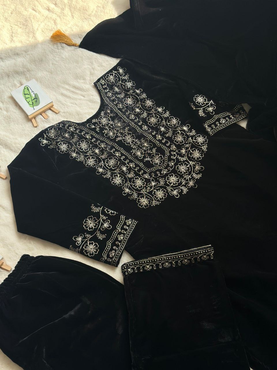 Luxurious Ramzan Special Shanya Pure Velvet Suit Set in Black with Delicate Embroidery