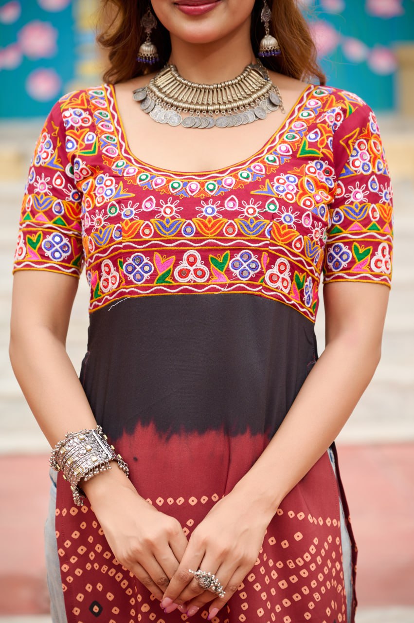Maroon Printed Rayon Kurti with Kutchi Gamthi Work – Round Neck, Half Sleeves, Cotton Lined