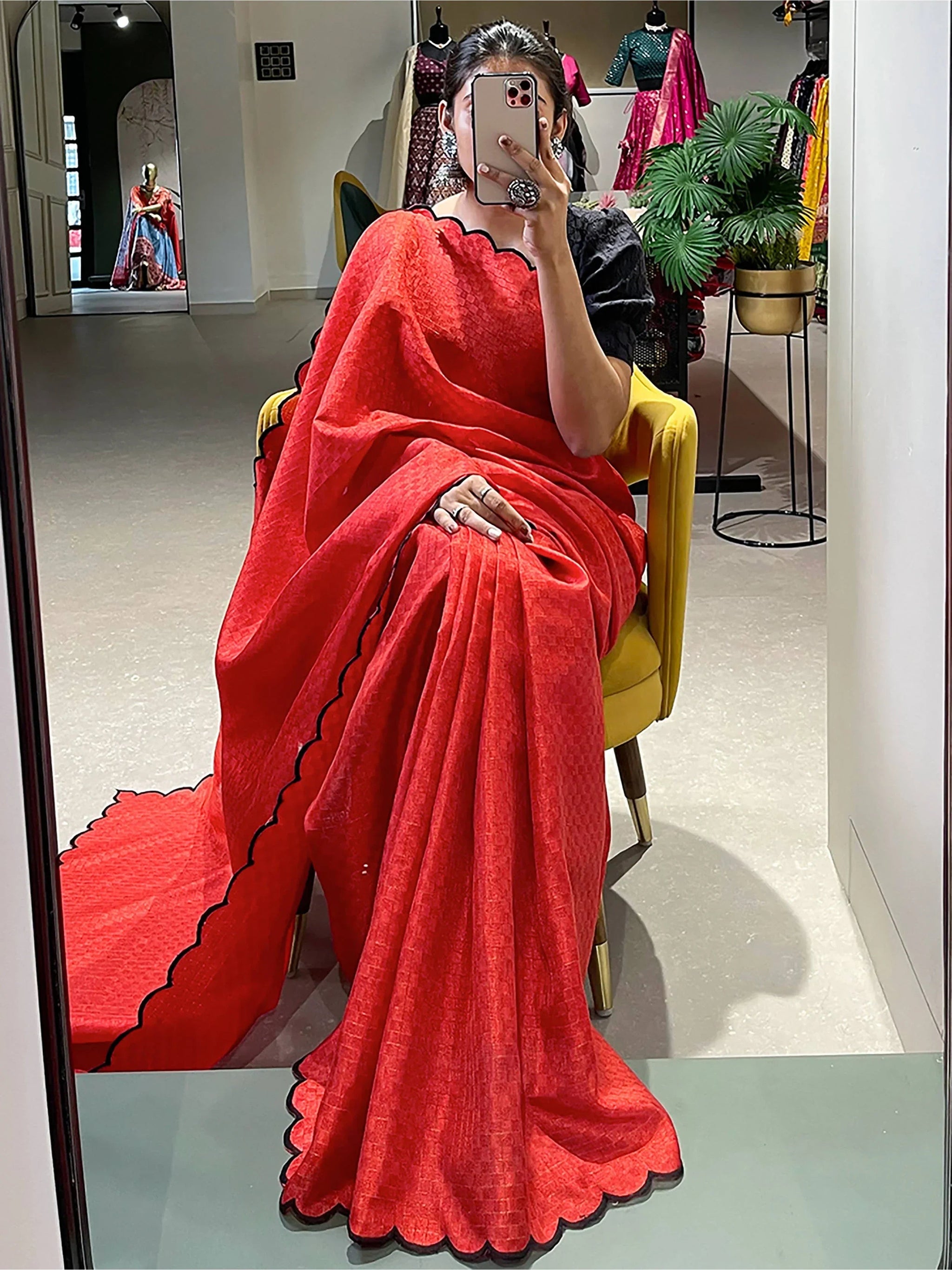 Marvelous Red Arca Work Gadhawal Chex Classic Saree With Blouse