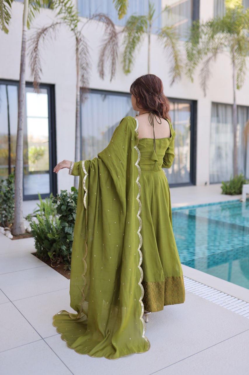 Mehendi Chanderi Mirror Lace Kurti Pant Set