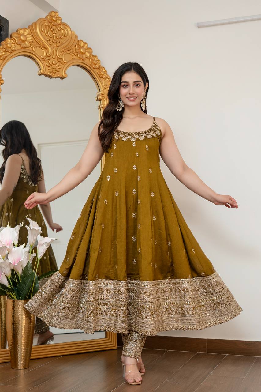 Mehendi Glamorous Silk Gown Set