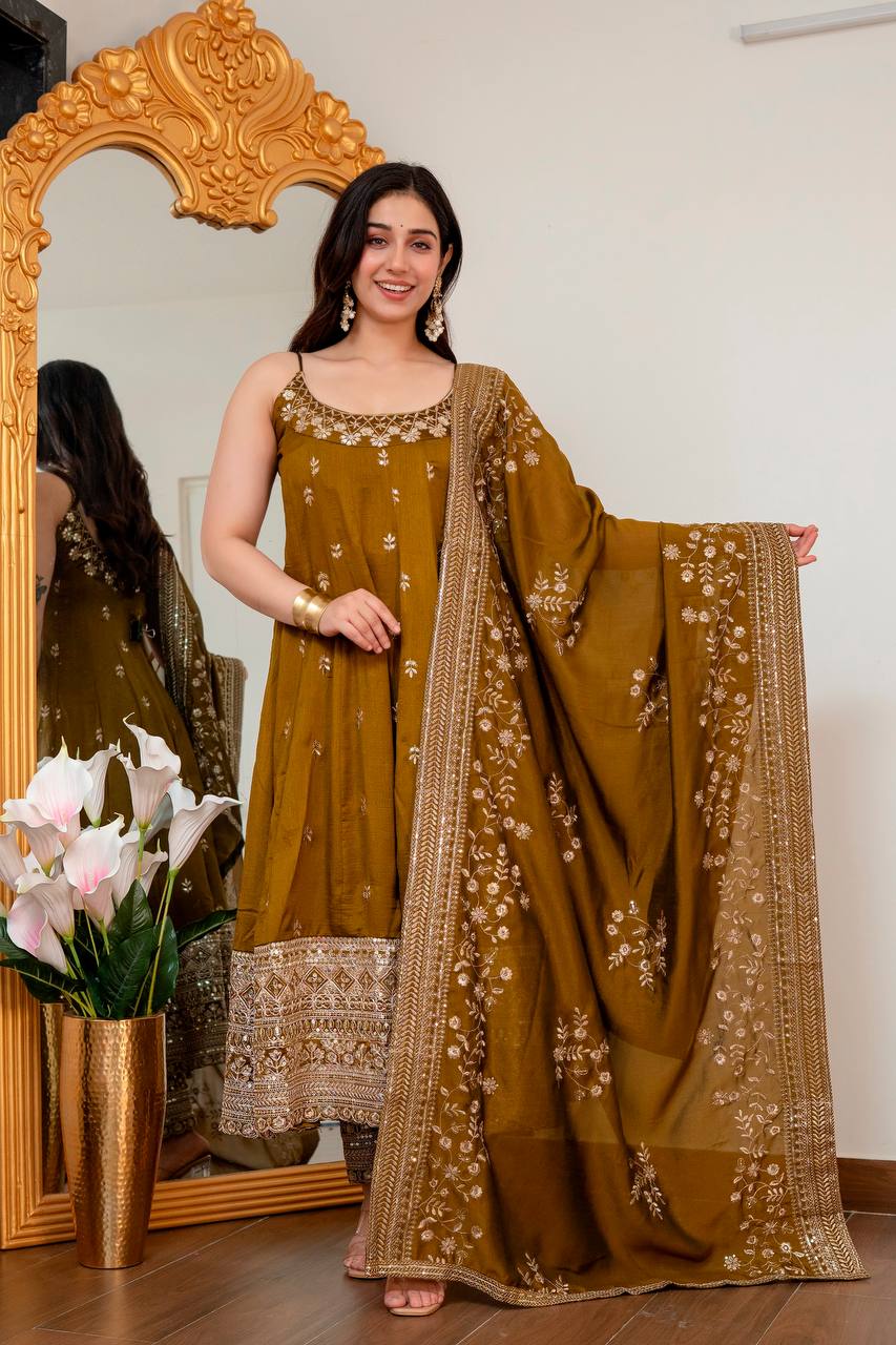 Mehendi Glamorous Silk Gown Set