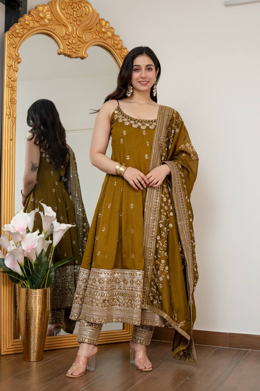 Mehendi Glamorous Silk Gown Set