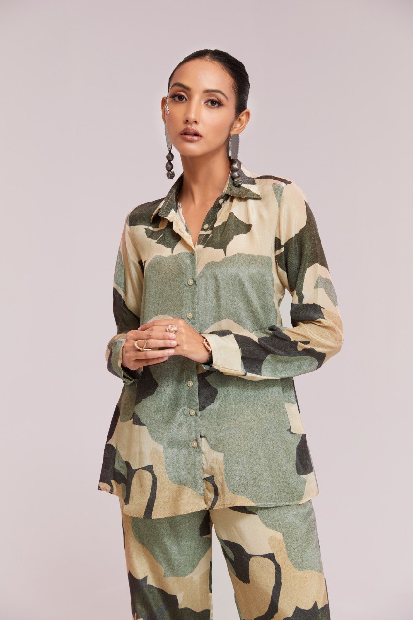 Multicolor Printed Crepe Co-Ord Set Top & Pant Ready To Wear