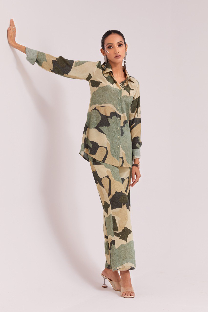 Multicolor Printed Crepe Co-Ord Set Top & Pant Ready To Wear
