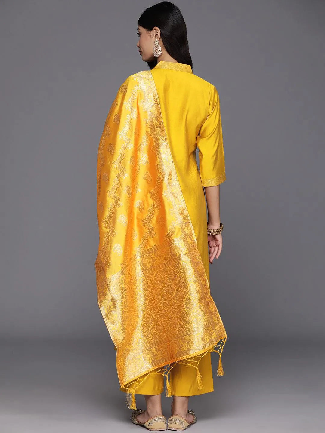 Mameraa Mustard Solid Straight Suit With Dupatta