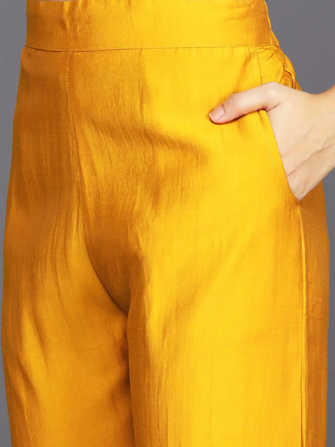 Mameraa Mustard Solid Straight Suit With Dupatta