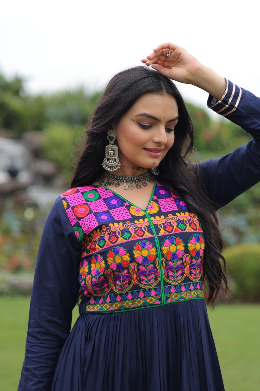 Navy Blue Navratri Special 14 Kg Reyon Gown with Kutchi Gamthi & Mirror Hand Work – 4-Layer Frill, 10+ Meter Flair