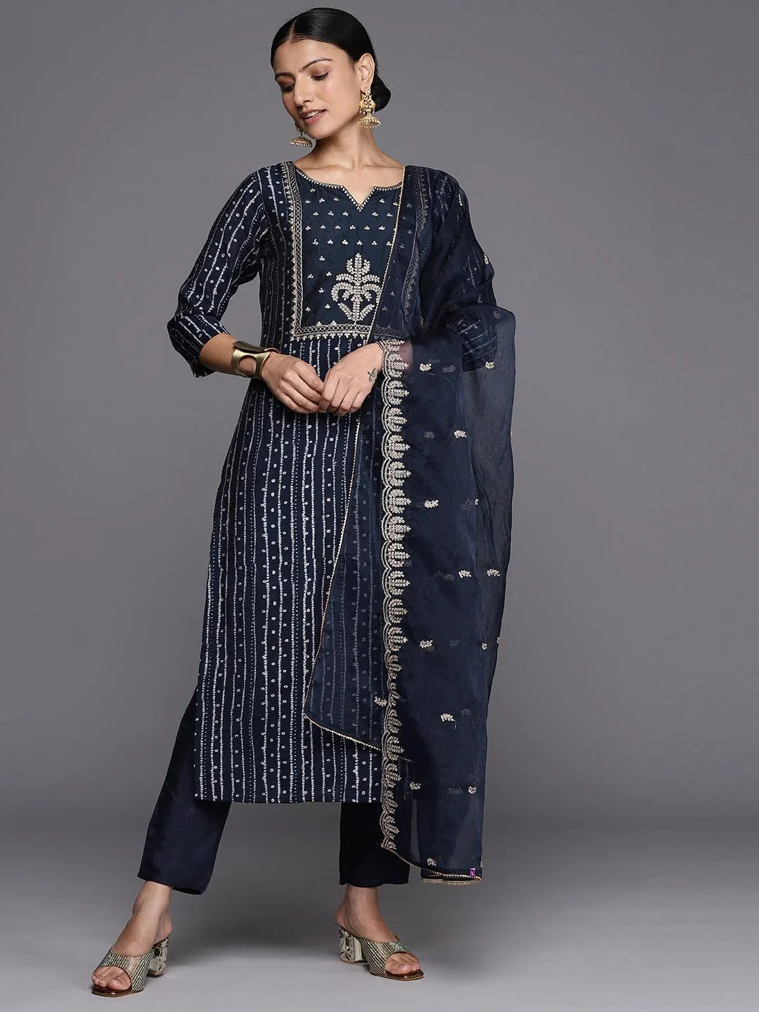Mameraa Navy Blue Printed Silk Blend Straight Kurta With Trousers & Dupatta