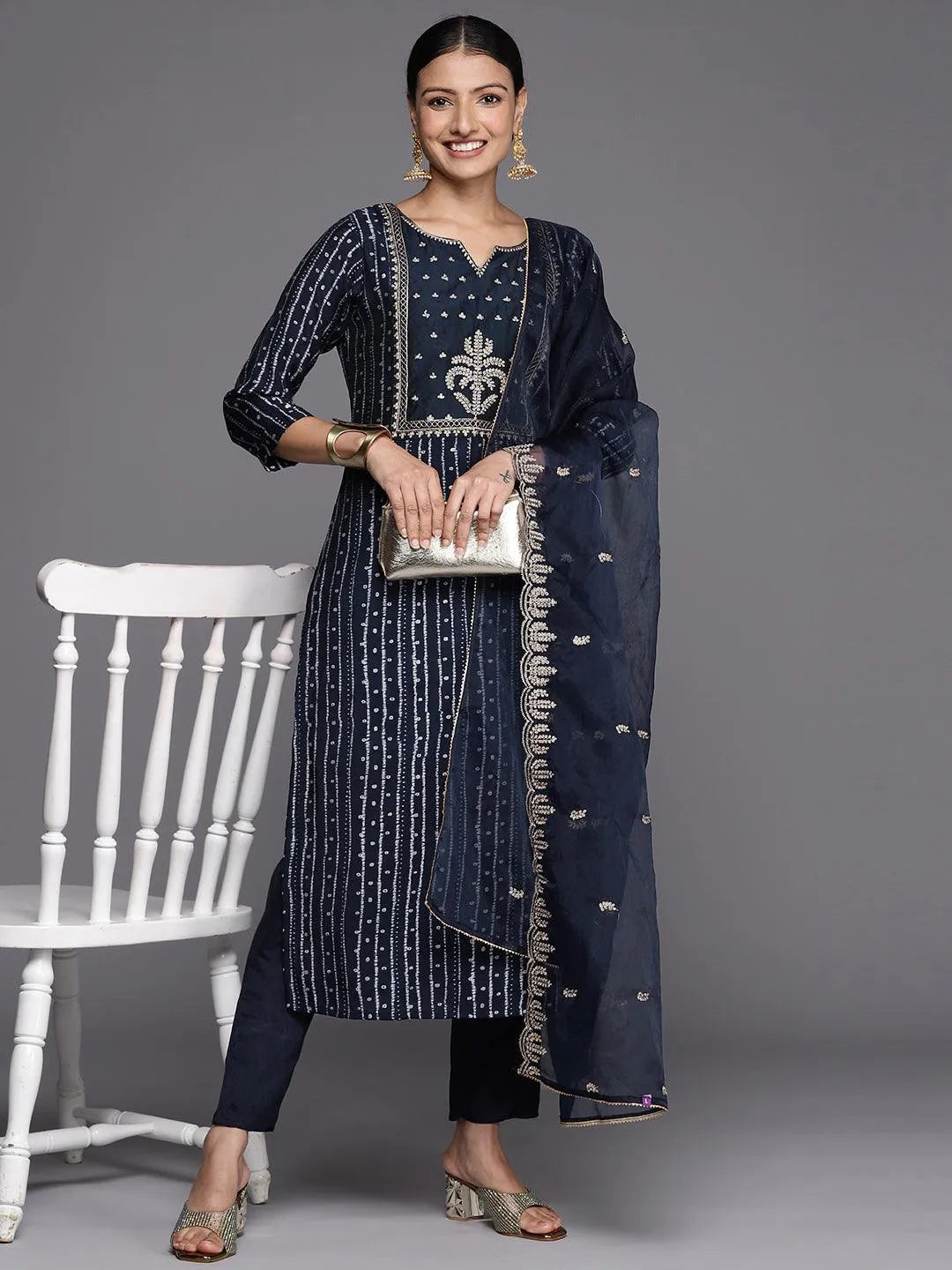 Mameraa Navy Blue Printed Silk Blend Straight Kurta With Trousers & Dupatta