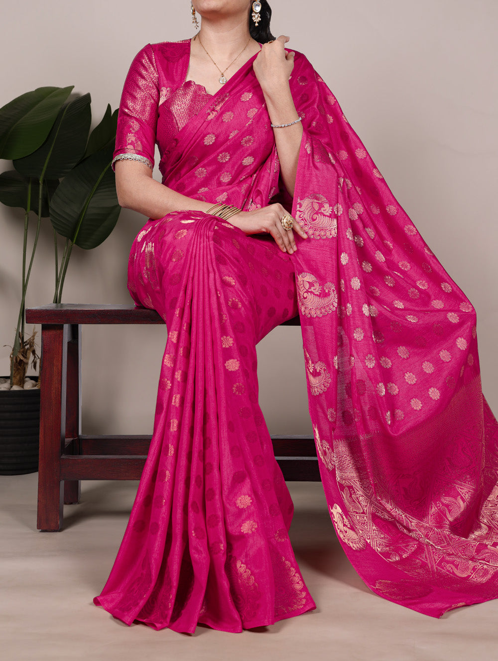 Pink roop silk saree with zari weaving unstitched lace blouse