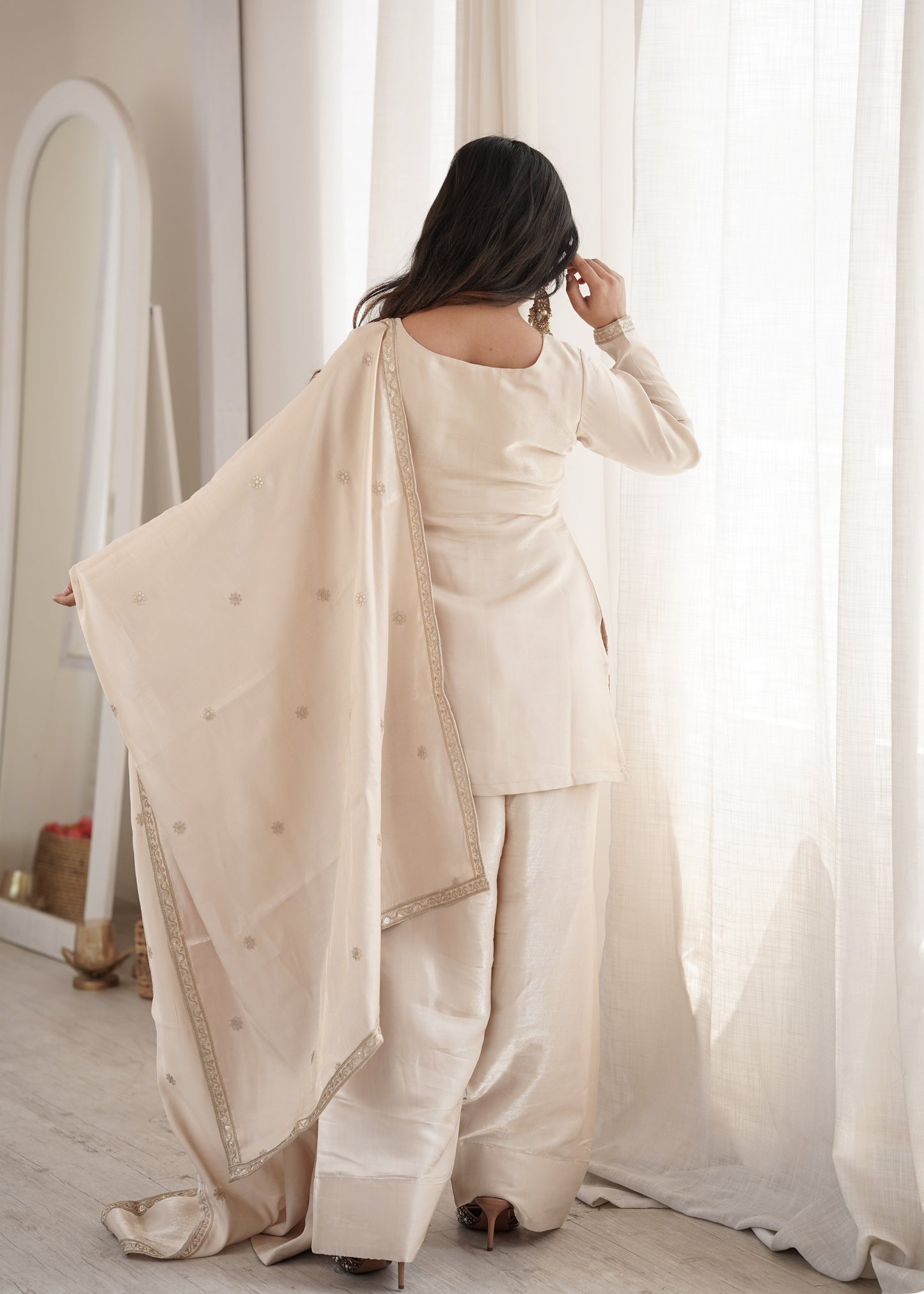 Off White Glass Silk Farshi suit