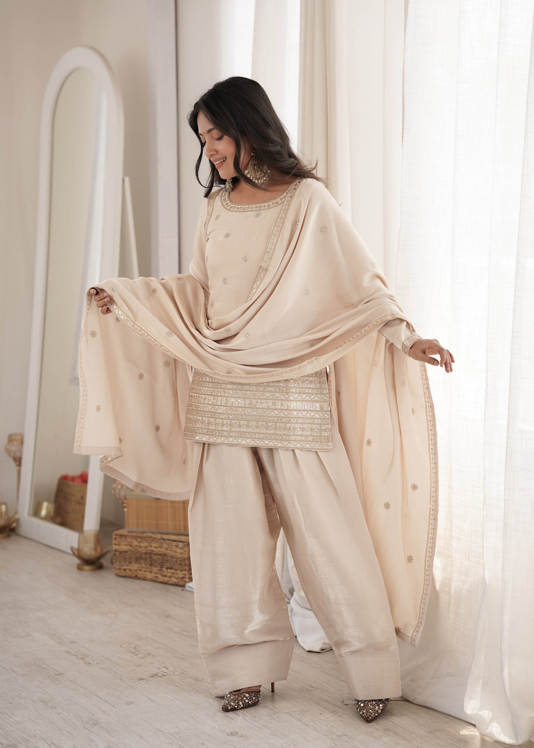Off White Glass Silk Farshi suit