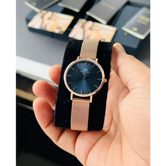 Classy Daniel Wellington Watch For Women (SQ368) | Mameraa