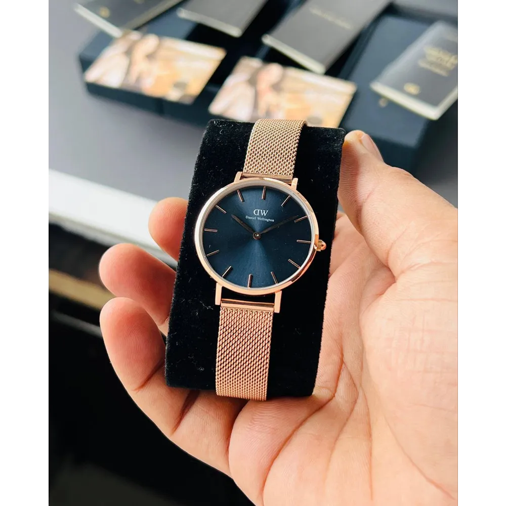 Classy Daniel Wellington Watch For Women