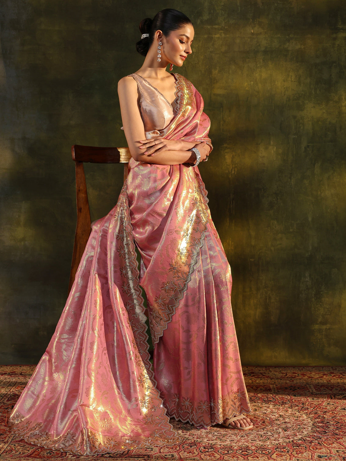 Mameraa Peach Woven Design Silk Banarasi Saree With Unstitched Blouse Piece