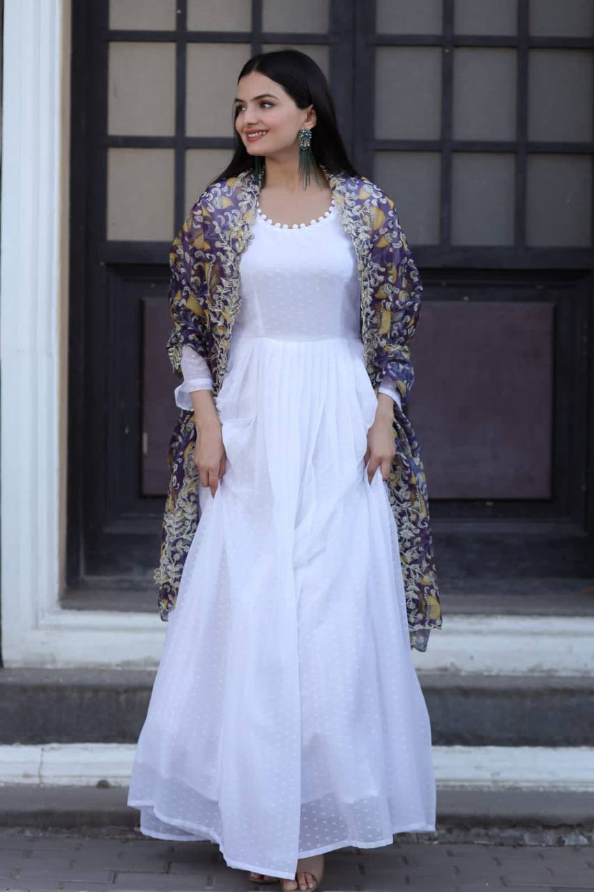 Pretty White Gown With Black Organza Dupatta