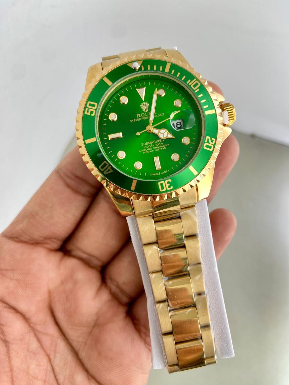 Stylish Rolex Watch for Men (SQ421)