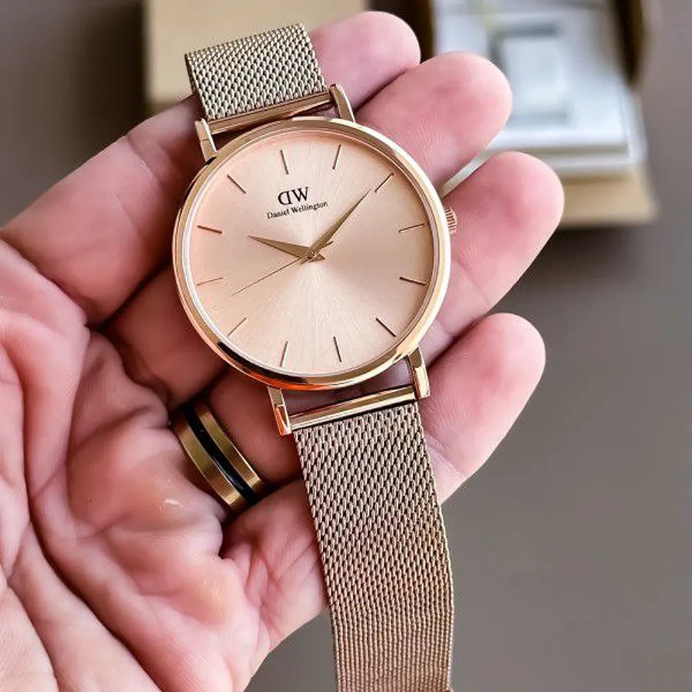 Classy Daniel Wellington Watch For Men (BRW271)