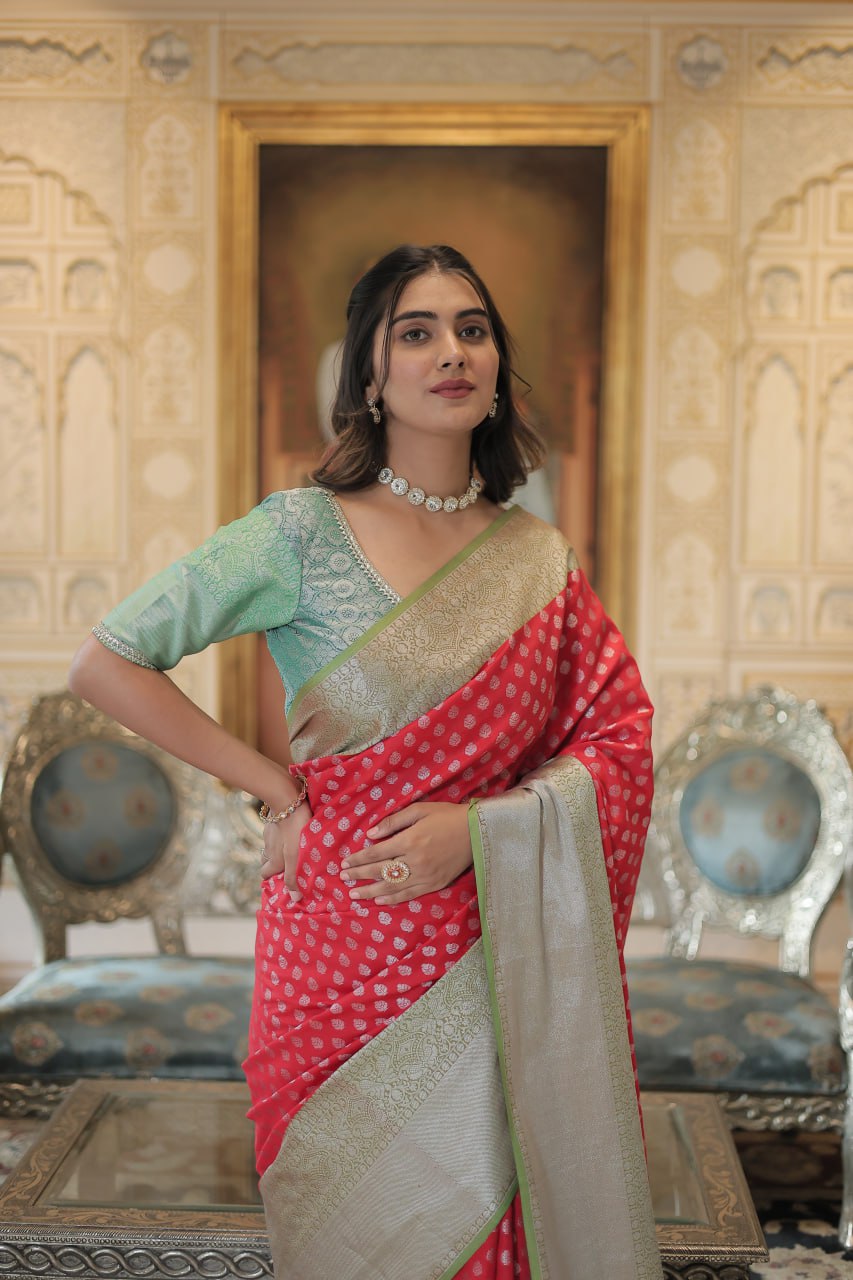 Elegant Kanjivaram Saree Silk with Zari Weaving Work with Blouse