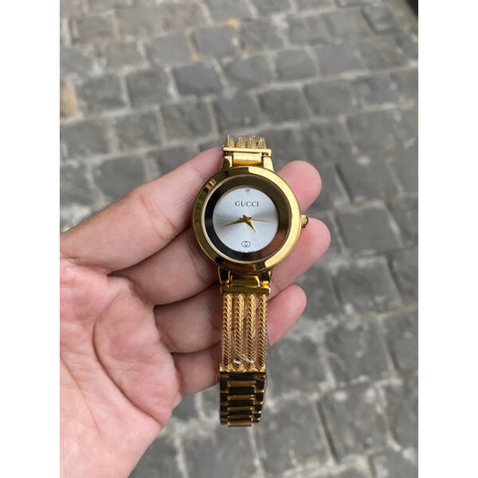 Classy Gucci Watch For Women (SG-8560) | Mameraa