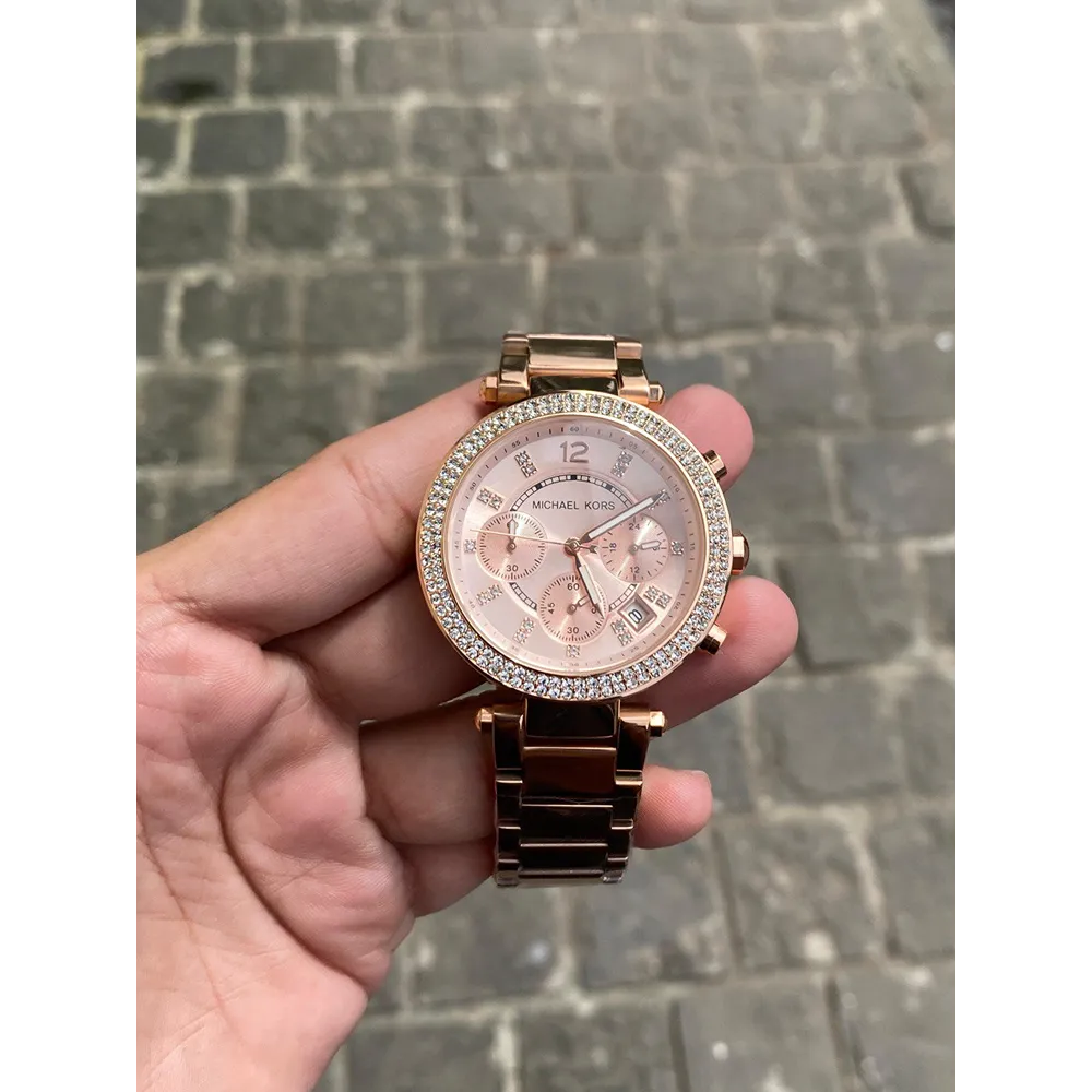 Classy Michael kors Watch For Women