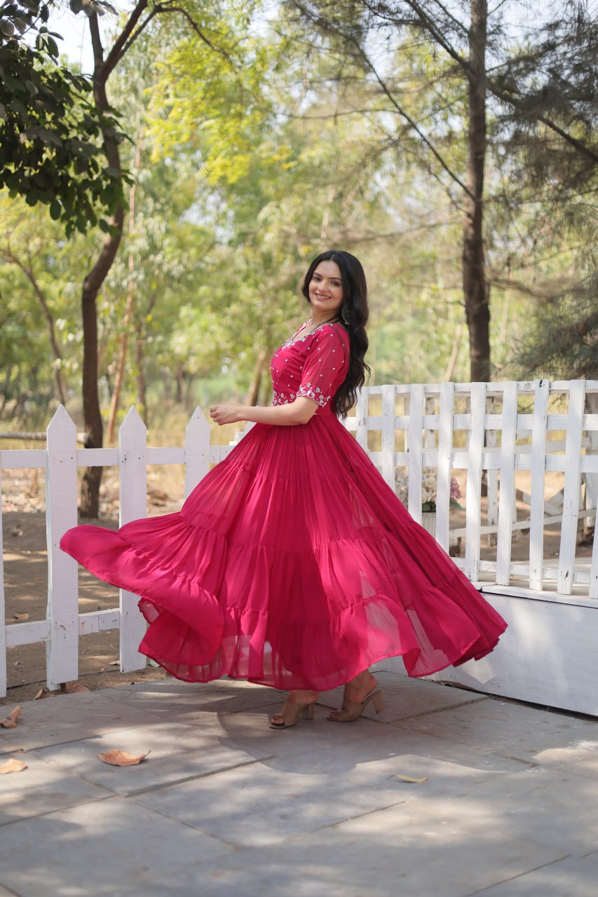 Pink Exquisite Faux Blooming Gown with Beads Embroidery