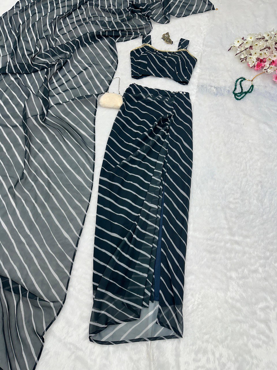 Black Exclusive Fish Skirt Style Outfit