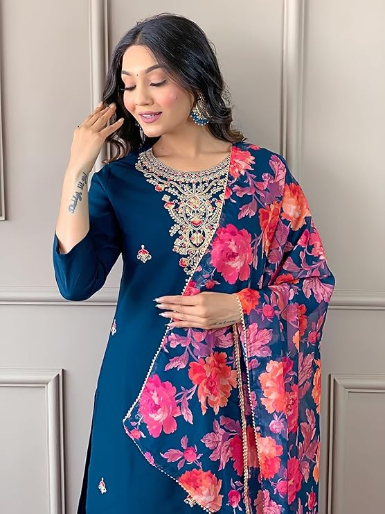 Women Teal Blue Embroidered Kurta Set with Floral Organza Dupatta