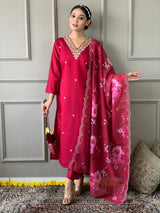 Women Red Embroidered Kurta Set with Floral Organza Dupatta