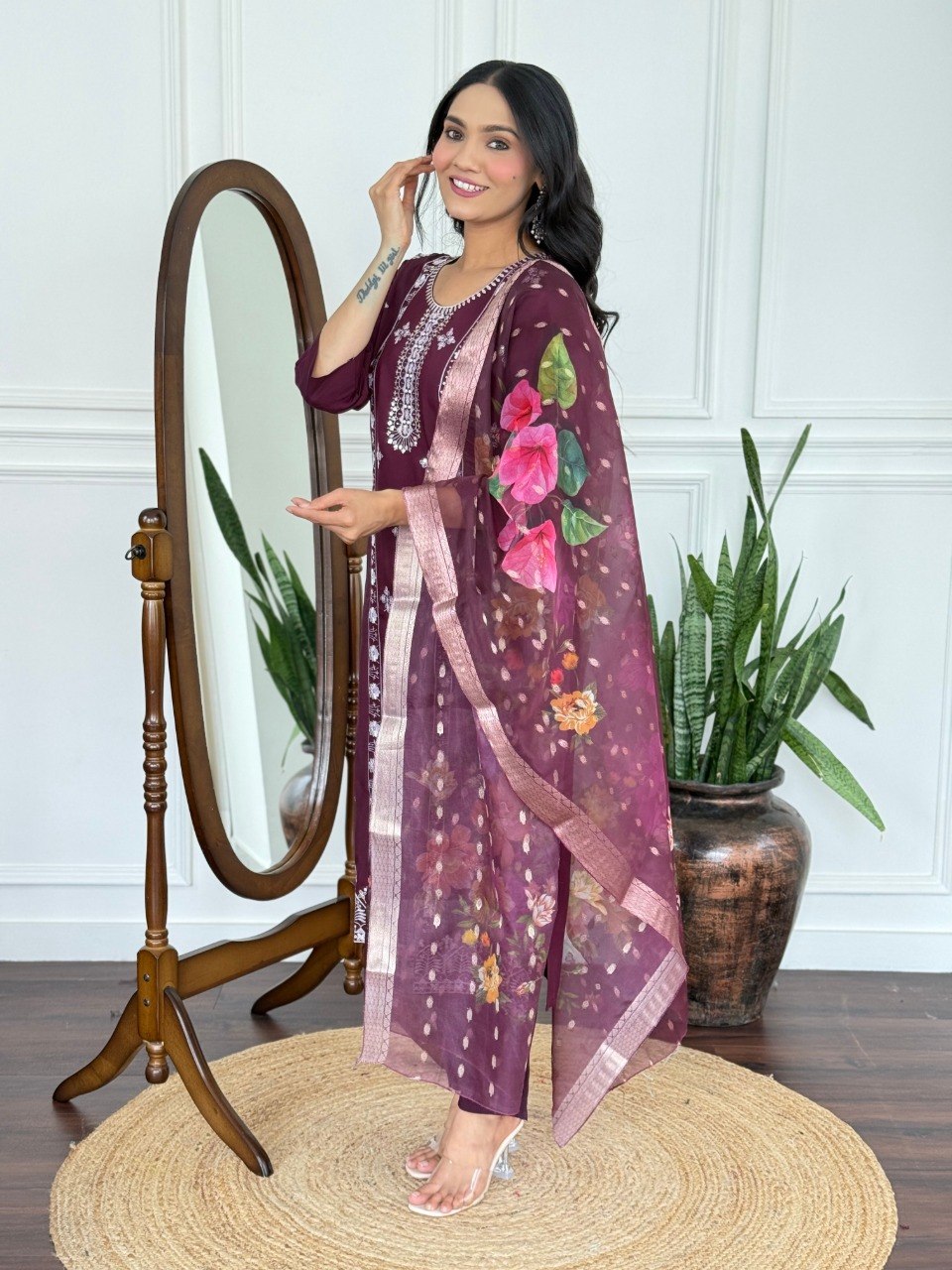 Women Wine Embroidered Kurta Set with Floral Organza Dupatta