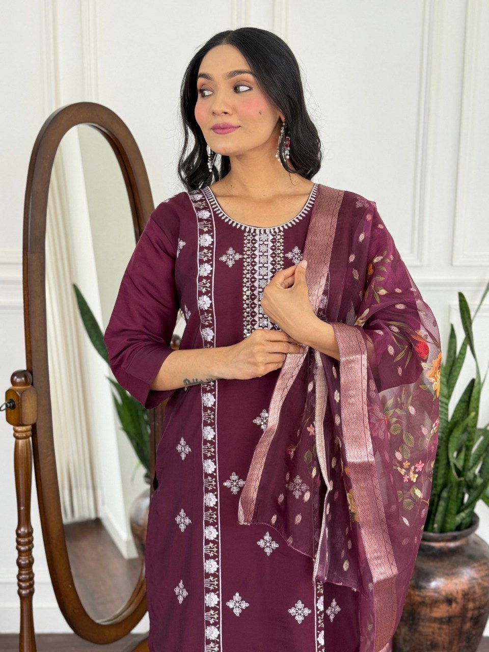 Women Wine Embroidered Kurta Set with Floral Organza Dupatta