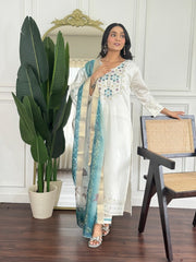 Women Off White Embroidered Kurta Set with Floral Organza Dupatta