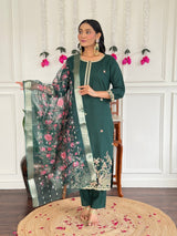 Women Dark Green Kurta Set with Floral Organza Dupatta