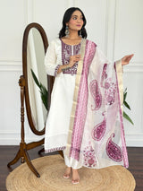 Women Off White Embroidered Kurta Set with Printed Dupatta
