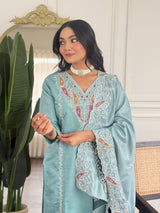 Women Sea Green Embroidered Kurta Set with Dupatta