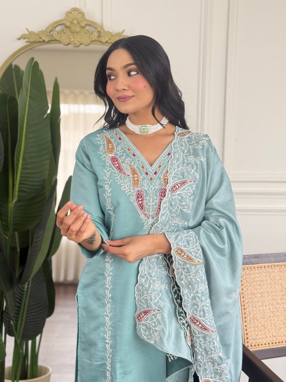 Women Sea Green Embroidered Kurta Set with Dupatta