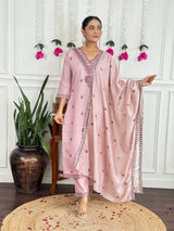Women Pink Color Embroidered Kurta Set with Dupatta