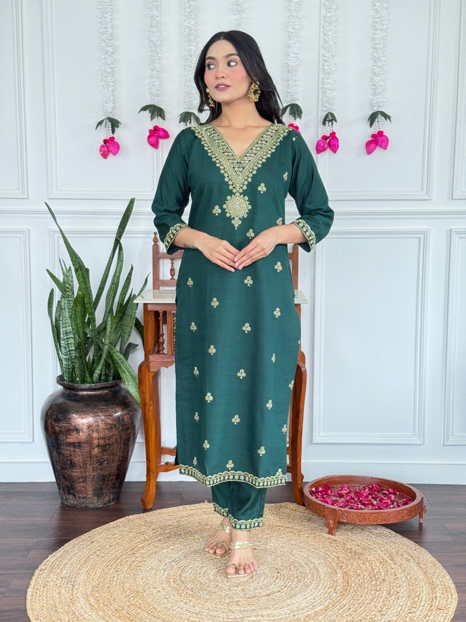 Women Dark Green Embroidered Kurta Set with Dupatta