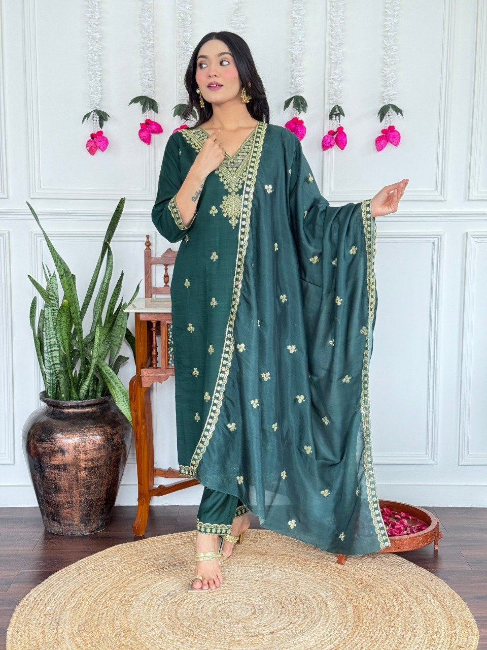Women Dark Green Embroidered Kurta Set with Dupatta