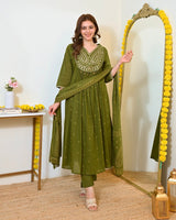 Women Olive Green Embroidered Kurta Set with Dupatta