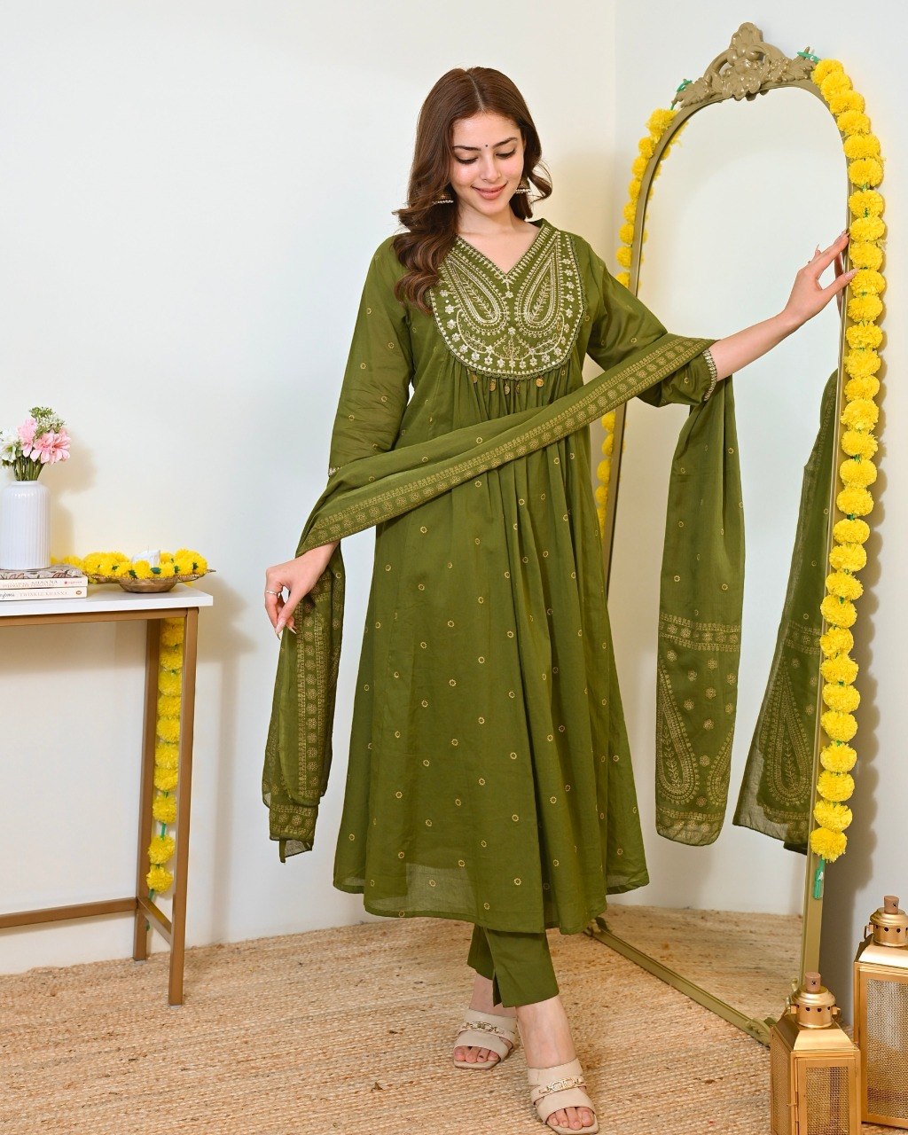 Women Olive Green Embroidered Kurta Set with Dupatta
