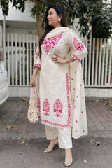 Women Off White Red Embroidered Kurta Set with Dupatta