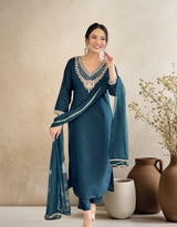 Women Teal Green Embroidered Kurta Set with Dupatta